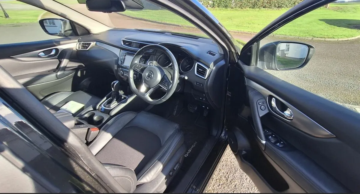 Nissan Qashqai 2019 TEKNA High Spec - Image 3