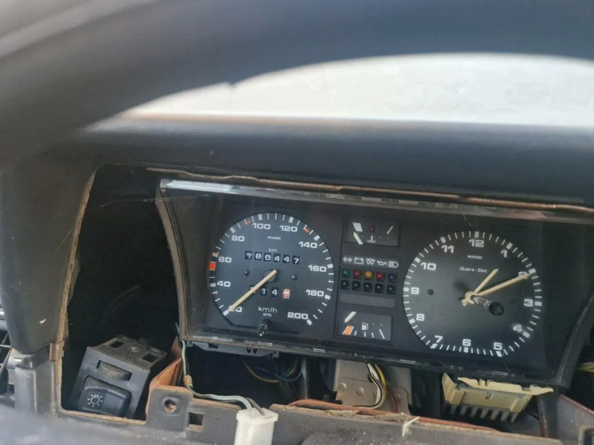 Car - Image 1