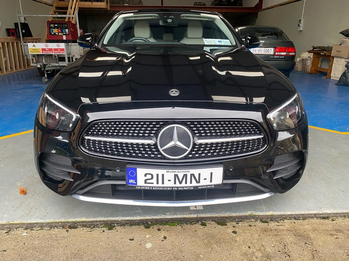 Mercedes E220 AMG Line - Image 2