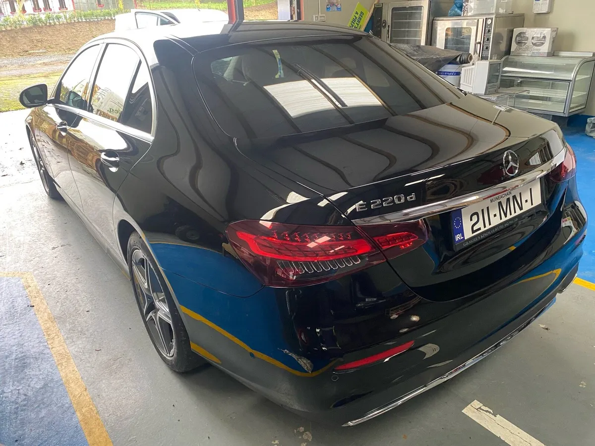 Mercedes E220 AMG Line - Image 4