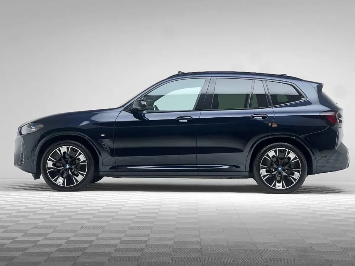 BMW iX3 M SPORT PRO *PAN ROOF* - Image 4