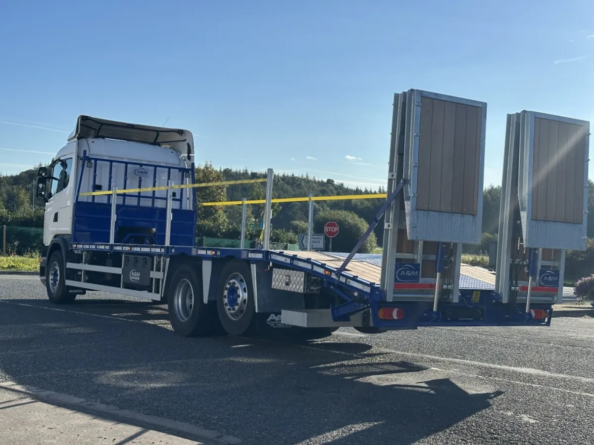 2016 (16) SCANIA G320 6X2 BEAVERTAIL - Image 4