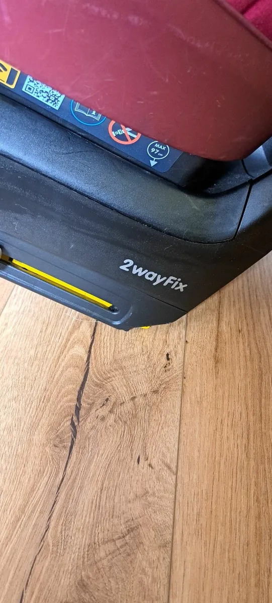 Maxi cosi car seat - Image 3