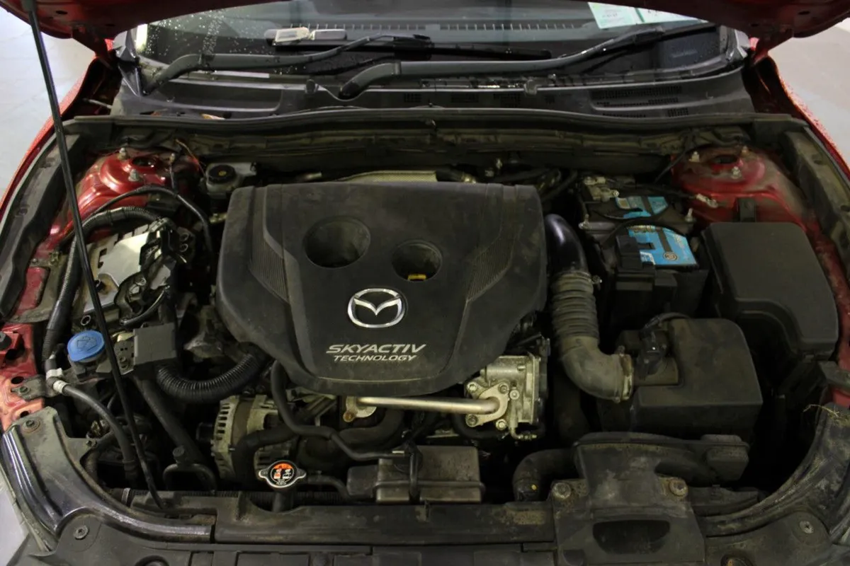 Mazda 3 1.5d 5DR (105ps) Executive SE - Image 4