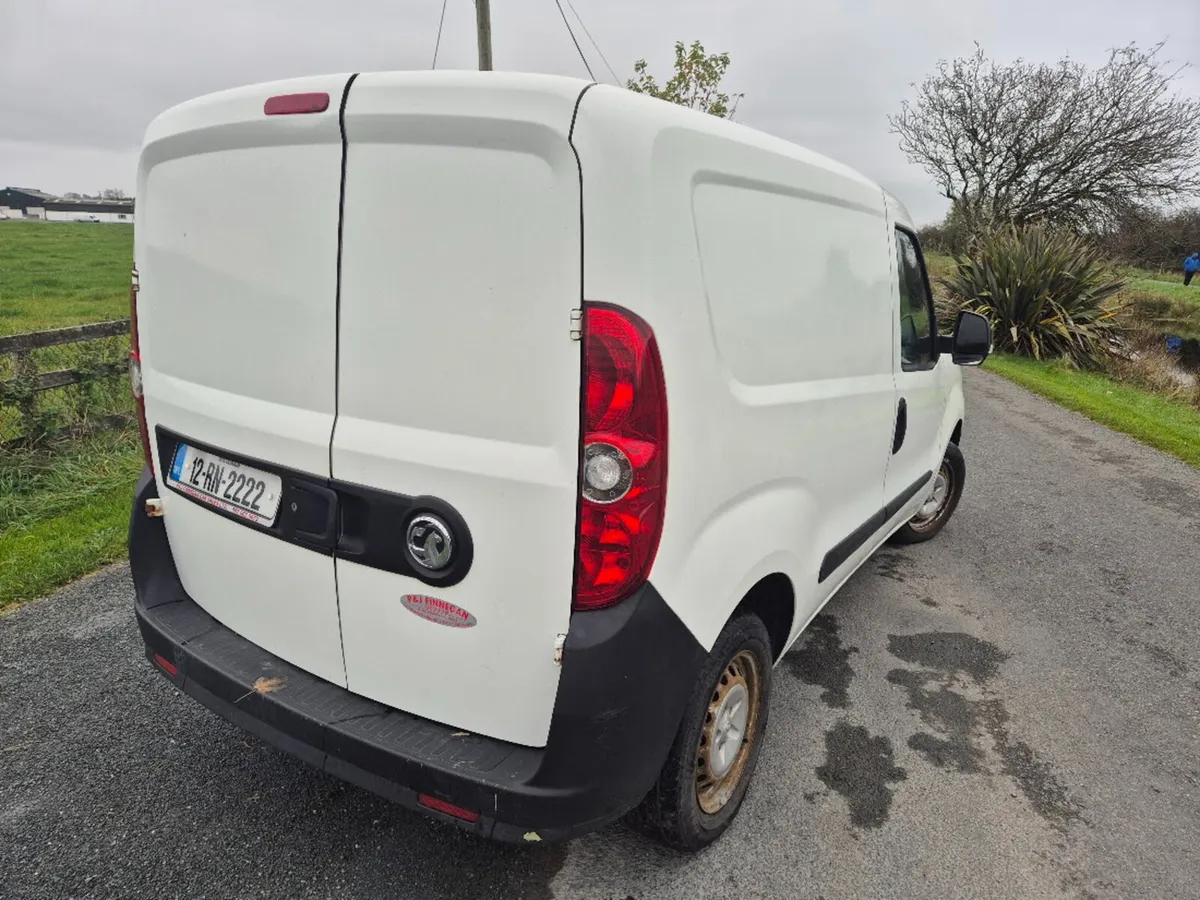 2012 Vauxhall Combo - Image 4