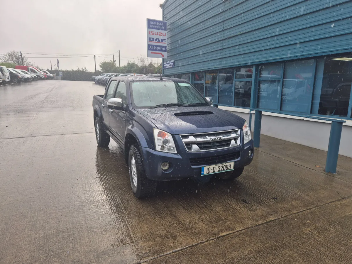 2010 ISUZU D-MAX - Image 2