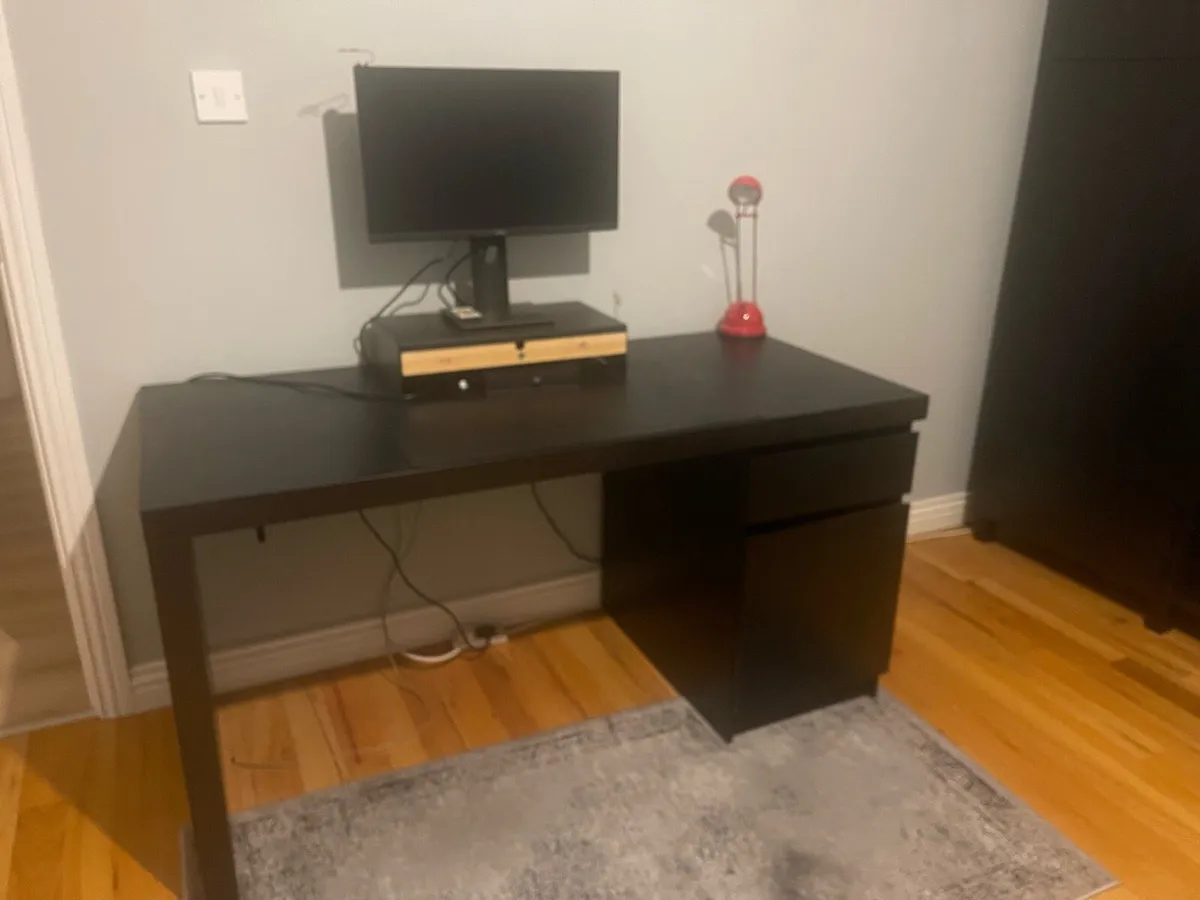 Storage unit & Desk - Image 4