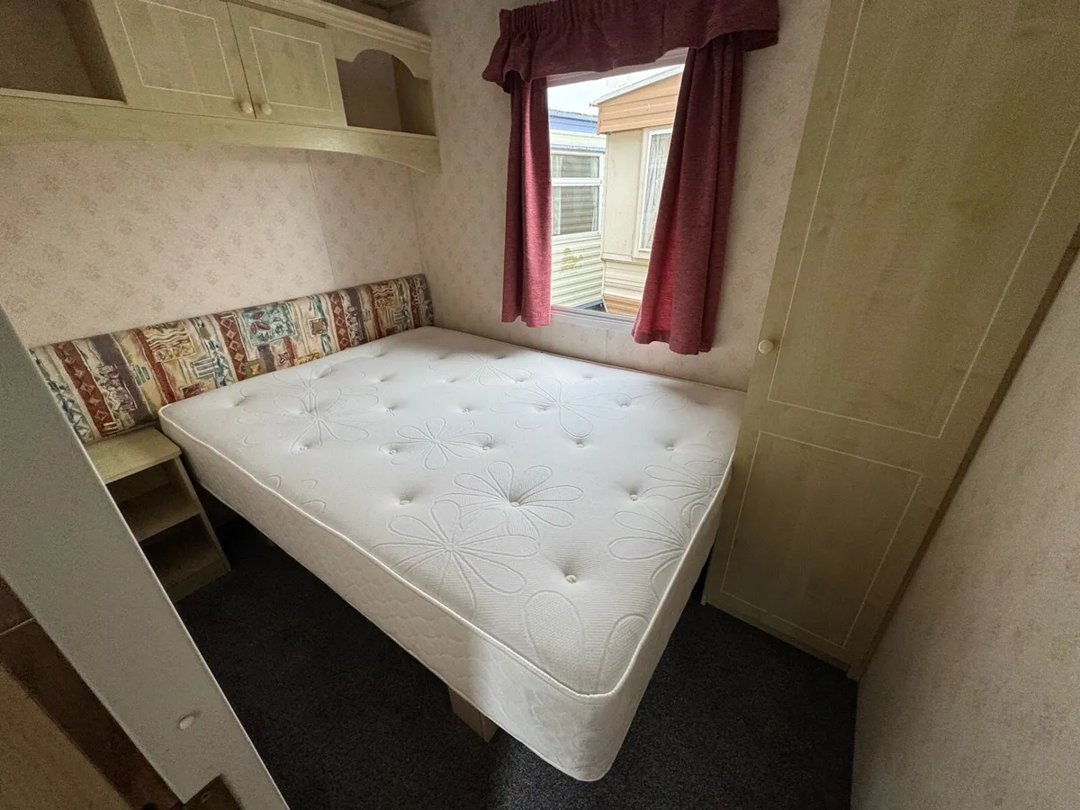 Mobile Home - Image 4