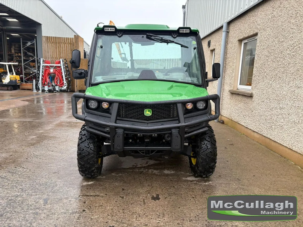 2022 John Deere 865R R-Series Gator - Image 3