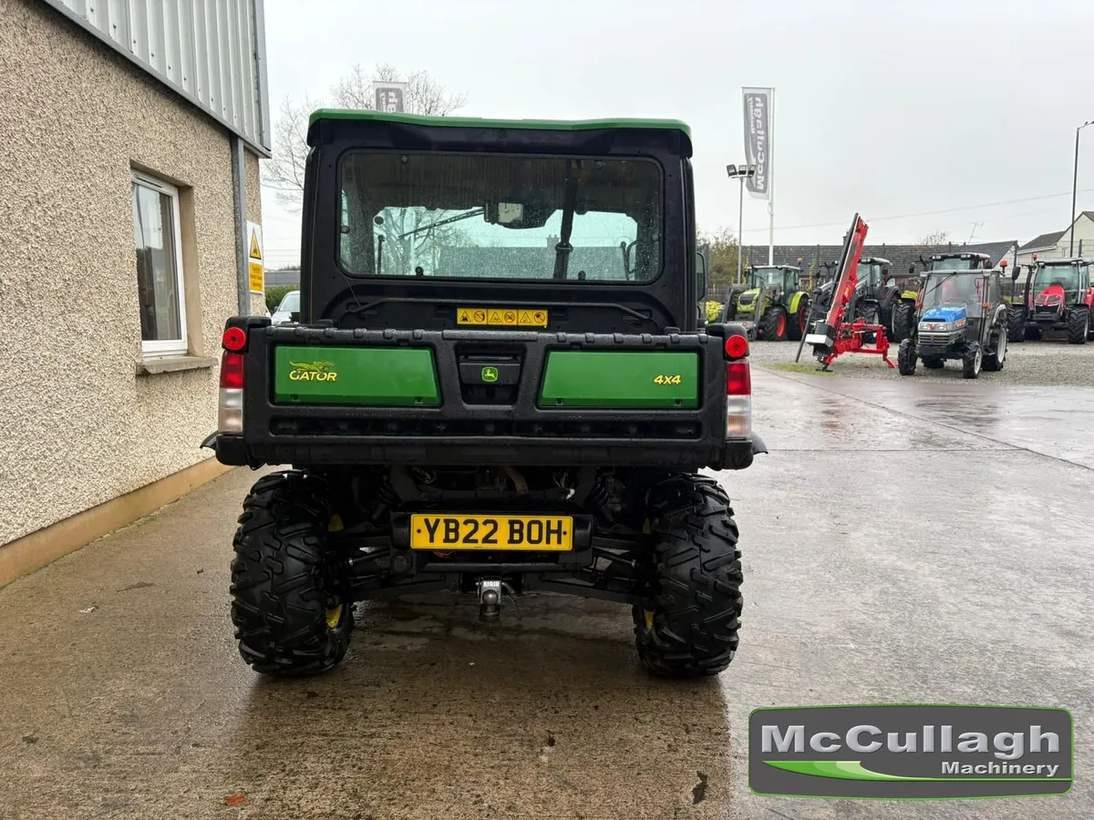 2022 John Deere 865R R-Series Gator - Image 4