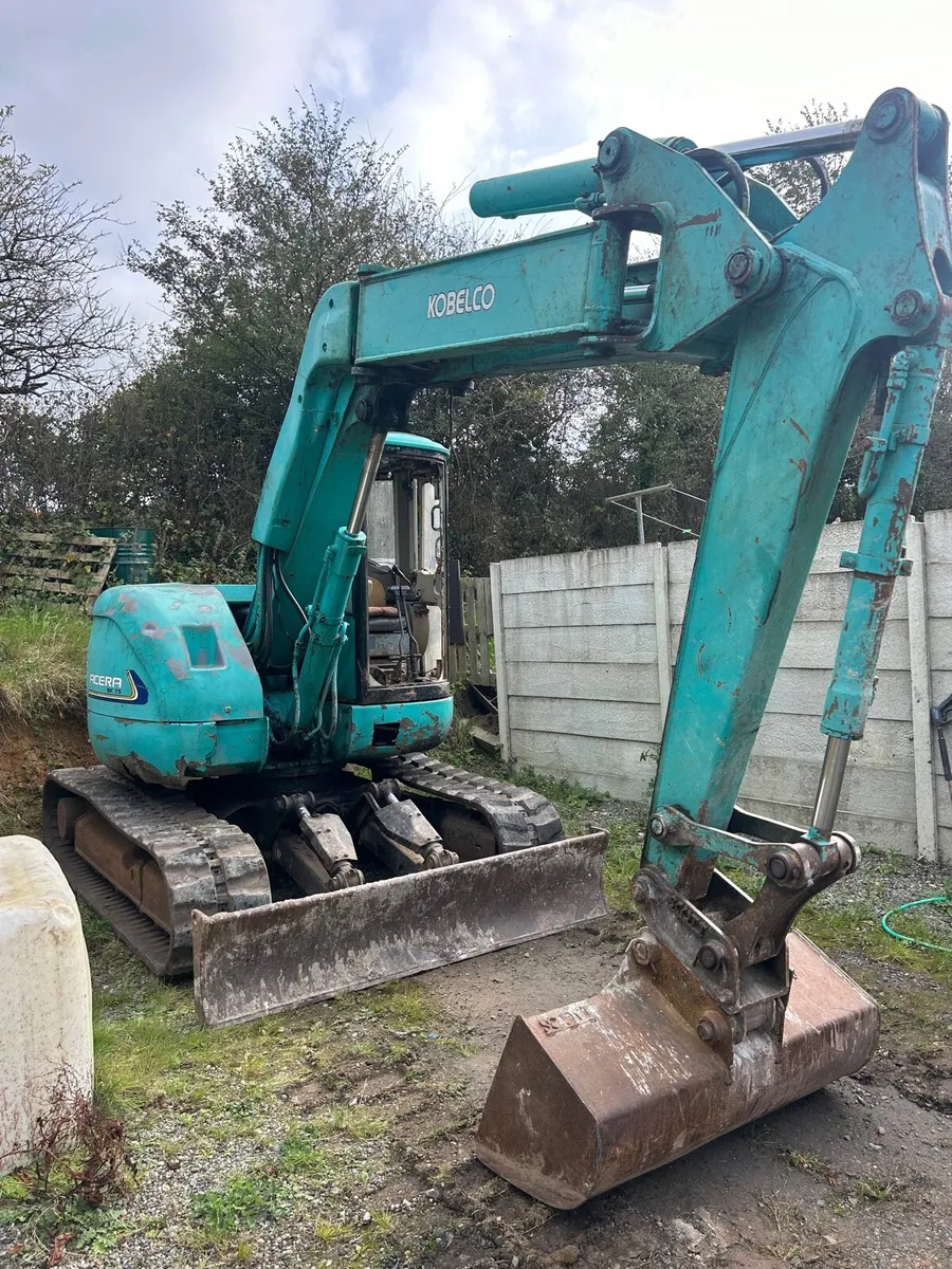 Kobelco sk75 digger for sale - Image 1