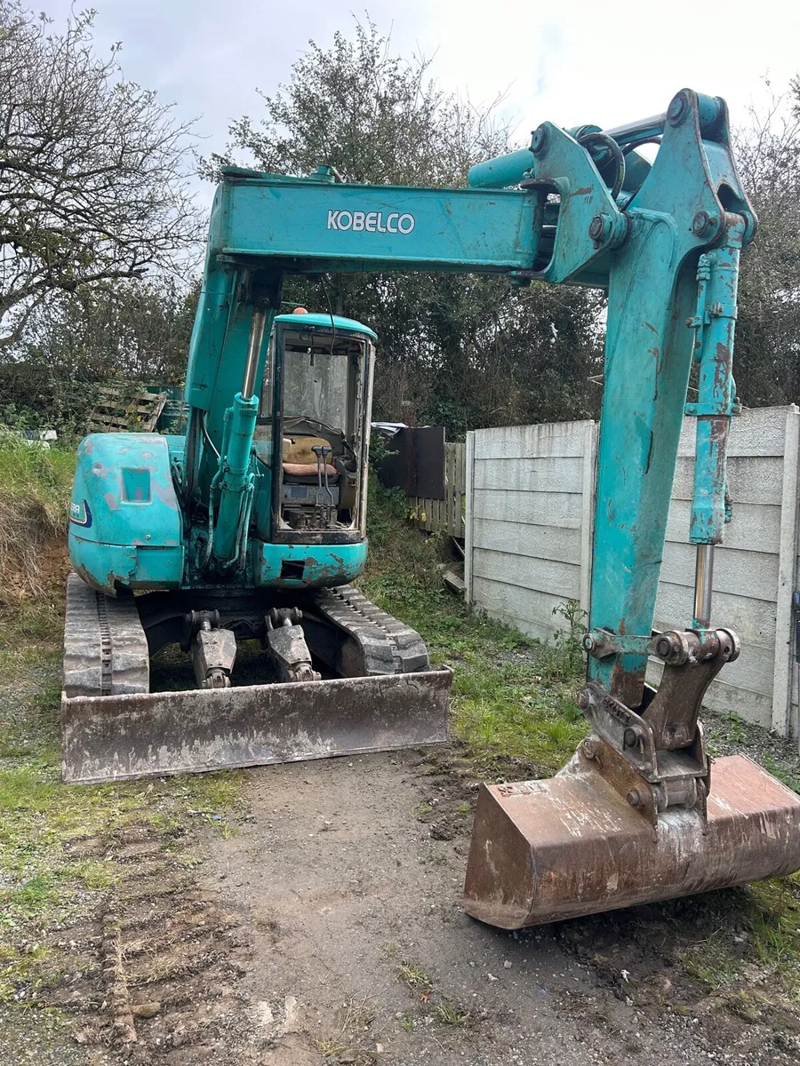 Kobelco sk75 digger for sale - Image 3