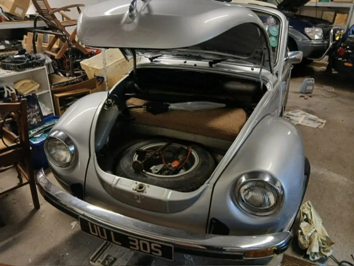 VW Karmann Beetle Cabriolet 1303S - Image 2