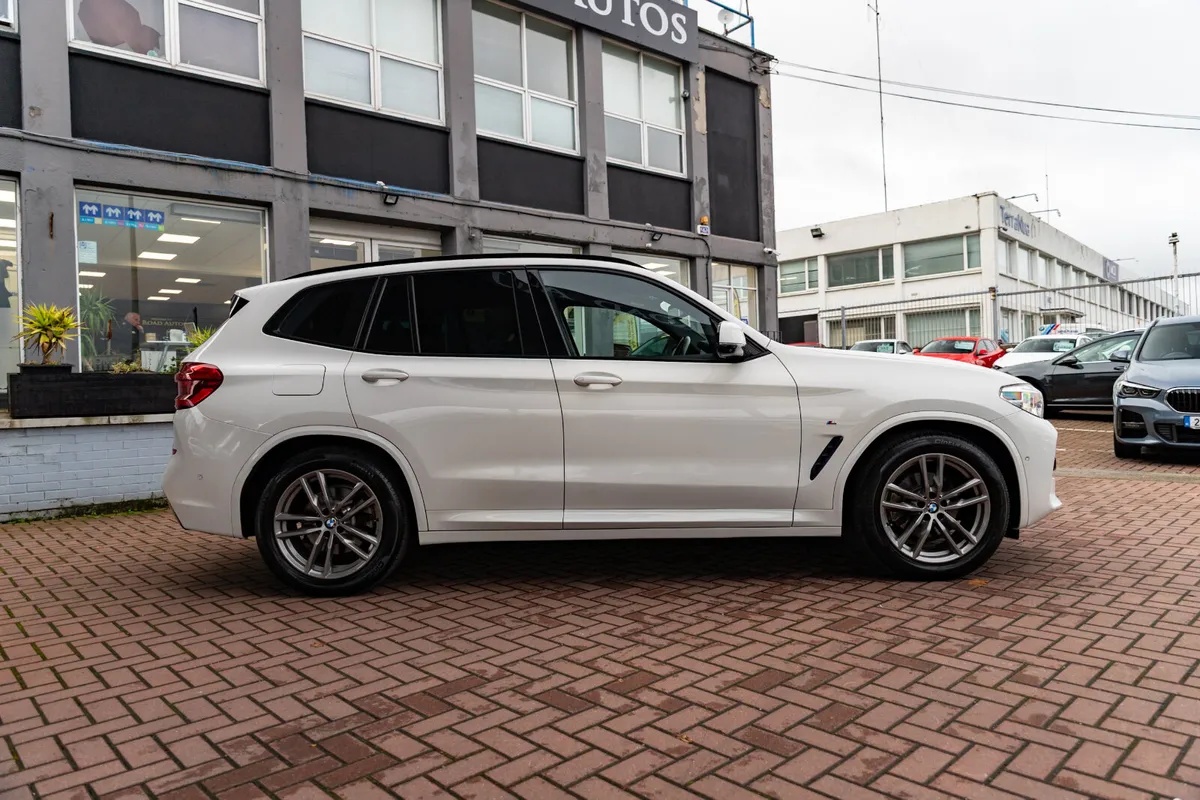 2.0D  M-SPORT PLUS 5DR ESTATE AUTOMATIC - Image 2