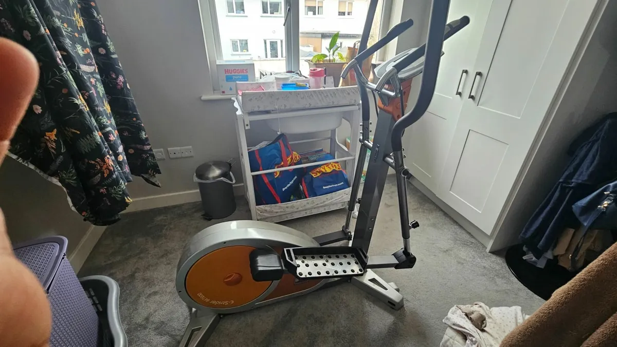 Cross trainer - Image 3
