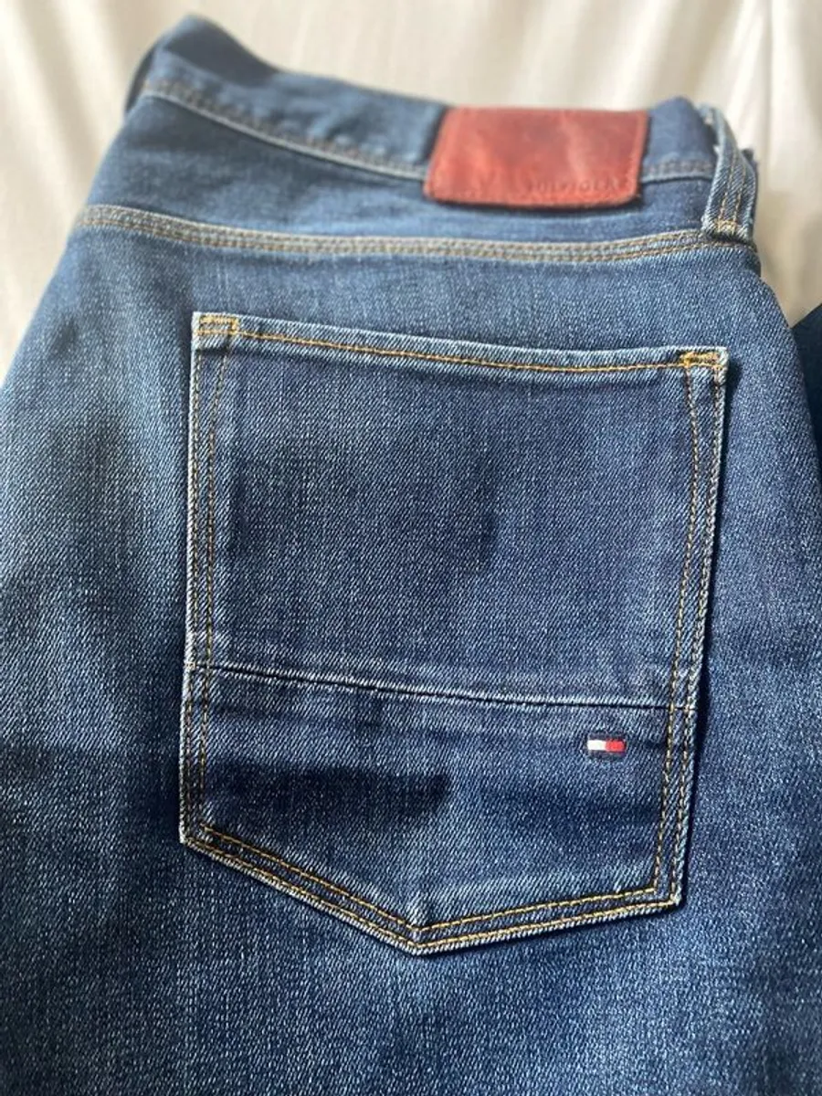 Men's Jeans 32 x 30 , Tommy Hilfiger Bugatti Ex Condition - Image 2