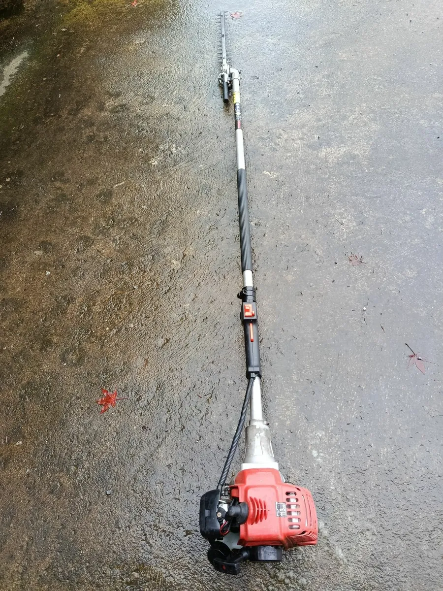 Jomac long reach hedge trimmer - Image 1