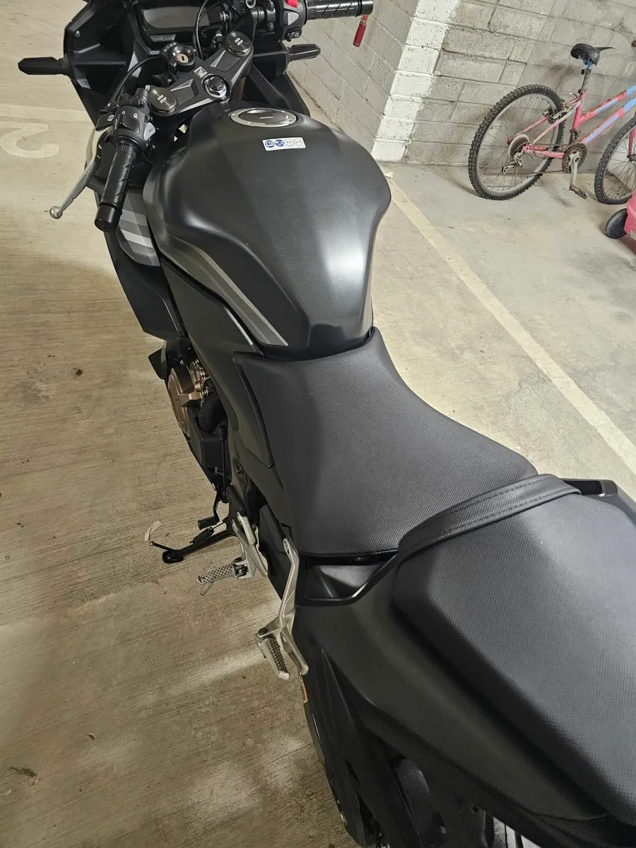 Honda CBR500R 2022 - Image 2