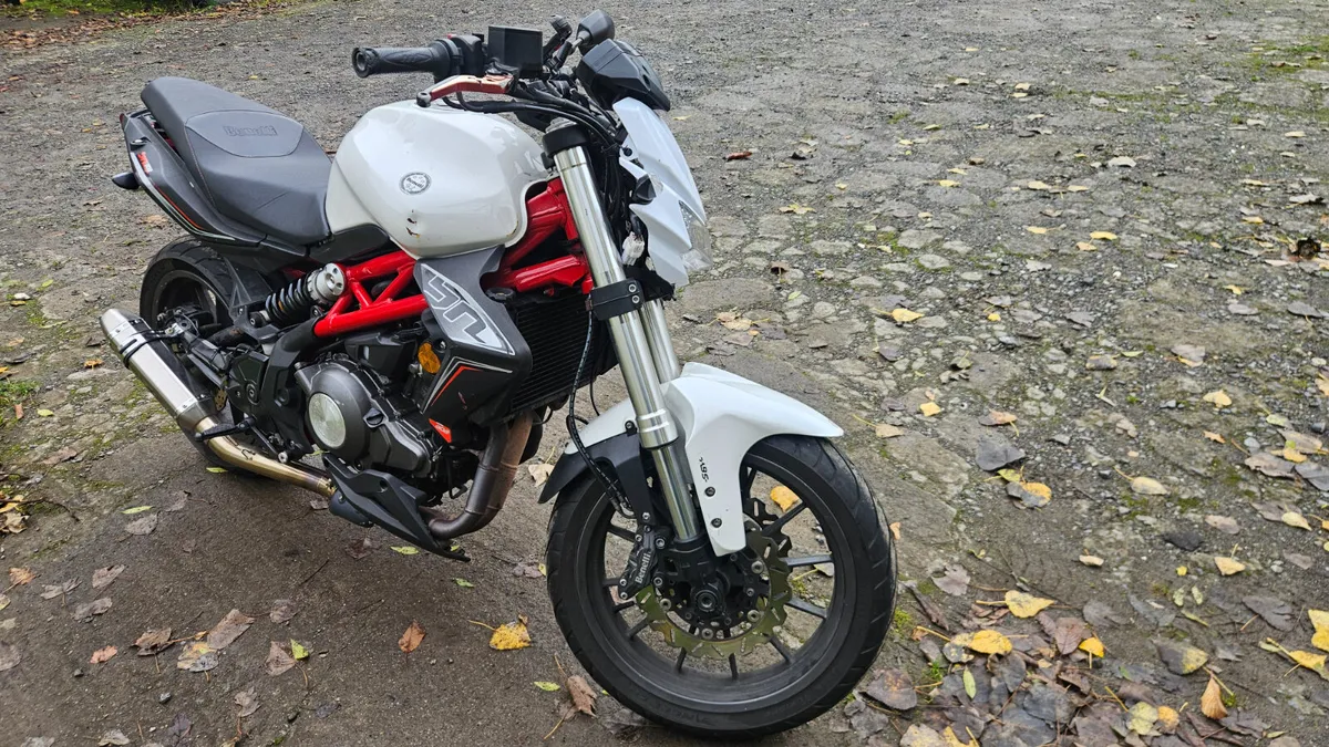 BENELLI BN302 300cc 2017 - Image 3