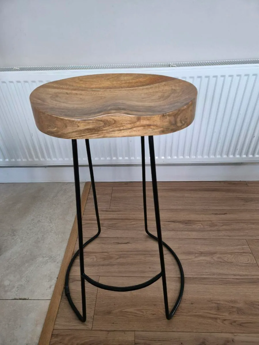 Stools - Image 4