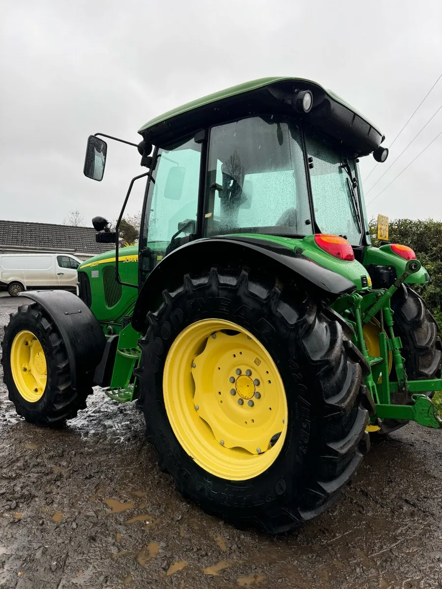 John Deere 5820 Low Hours - Image 3