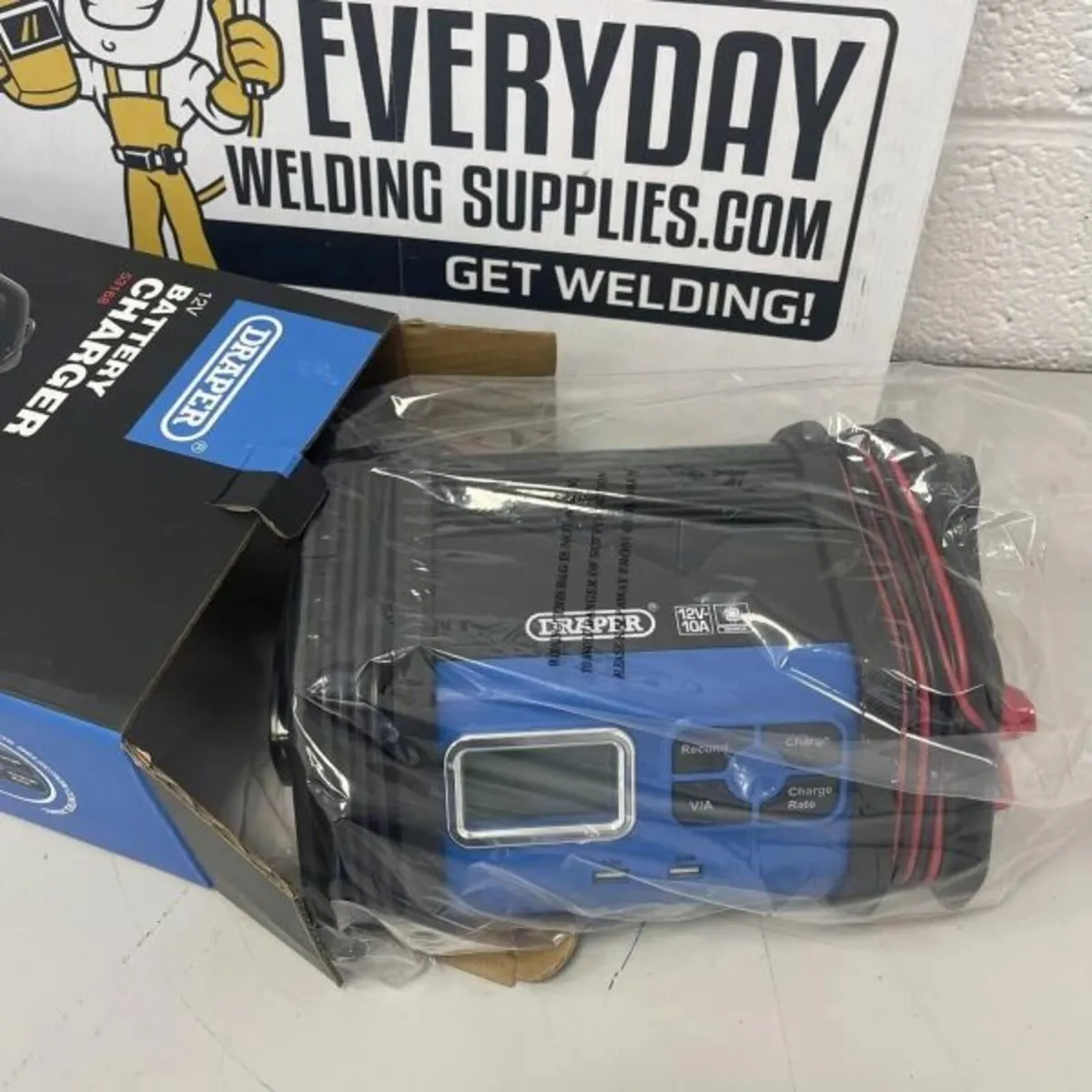 Draper 12V Battery Charger, 10A (53168) - Image 3