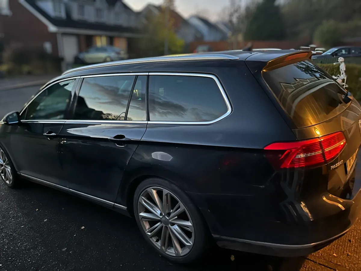 161 VW Passat Estate 2.0 TDI GT Highline -Top Spec - Image 2