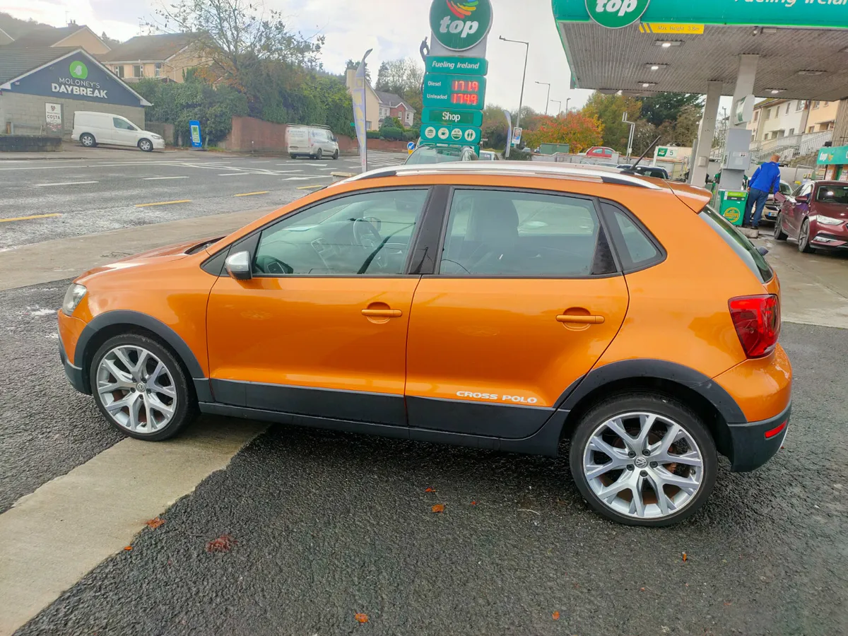 2015 VW Polo Cross 1.2 automatic - Image 4