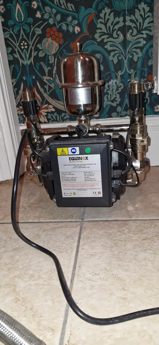 Quinox 4Bar Shower Pump - Image 1