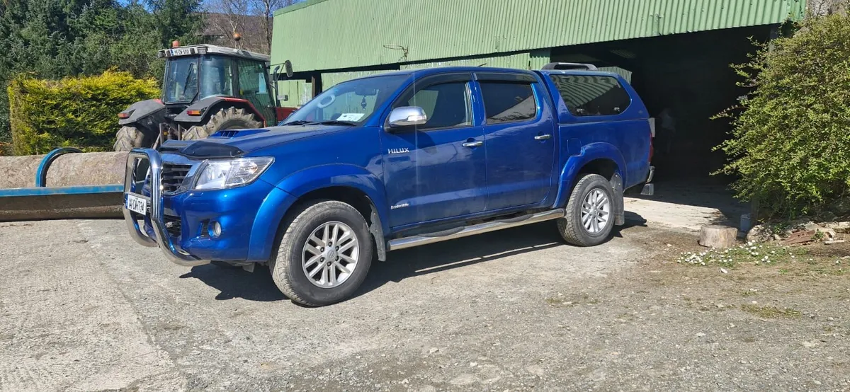 Toyota Hilux - Image 2