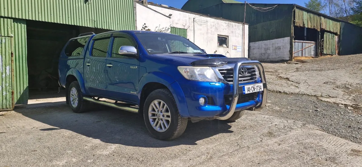 Toyota Hilux - Image 3