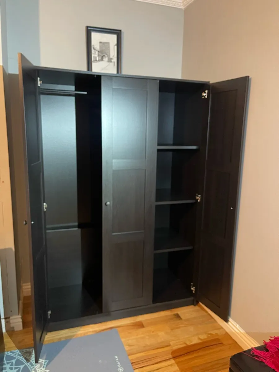 Wardrobe - Image 2