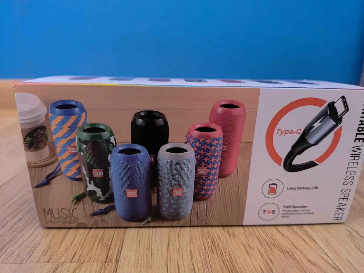 Portable Bluetooth FM Radio TF Bass Speaker - Image 4