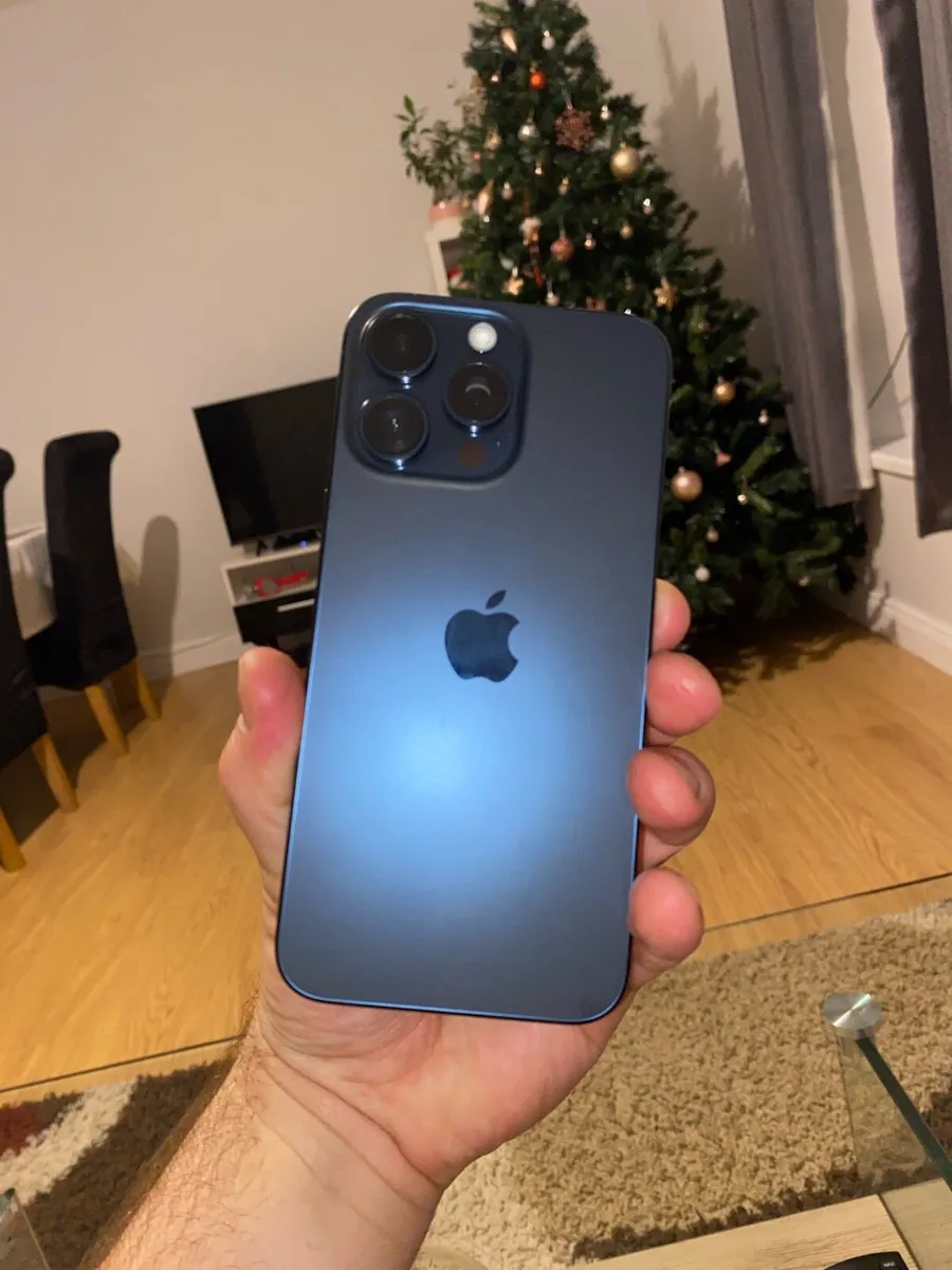 iPhone 15 pro max 512