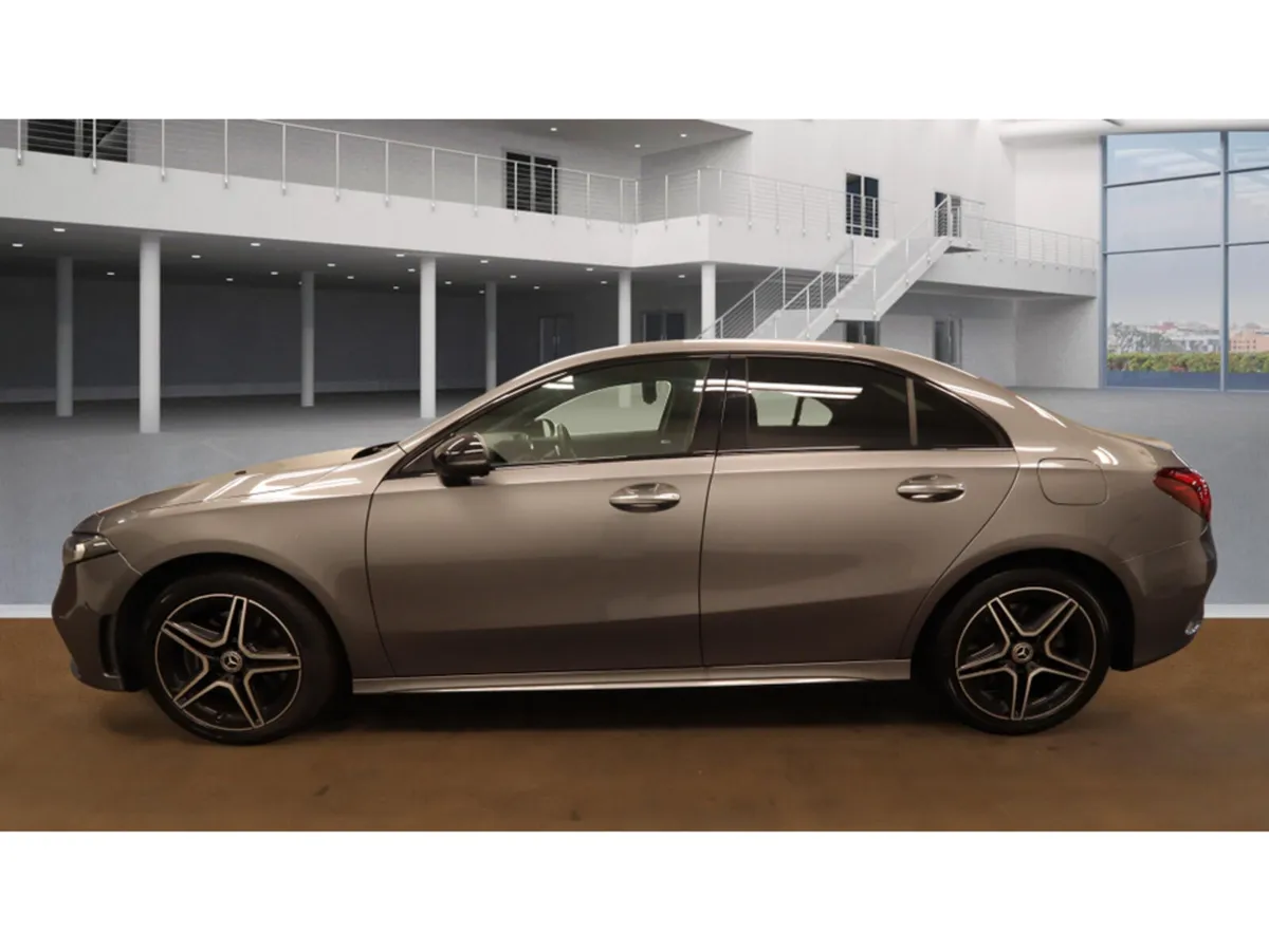 Mercedes-Benz A-Class (222) A250E AMG-LINE PREMIUM - Image 2