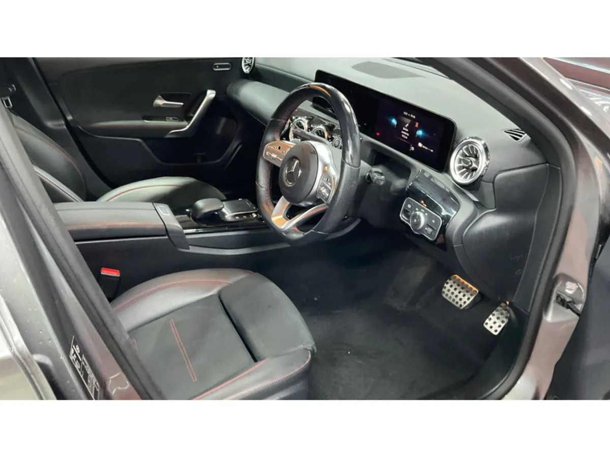 Mercedes-Benz A-Class (222) A250E AMG-LINE PREMIUM - Image 3