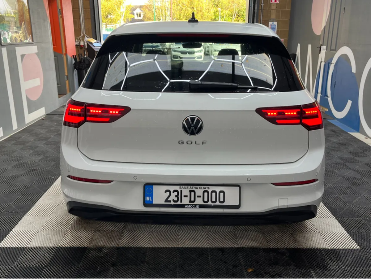 Volkswagen Golf €31950! 2023 VW GOLF 2.0 TDI AUTOM - Image 3
