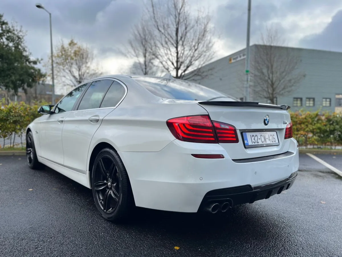 BMW 5-Series 2.0 AUTO - Image 3