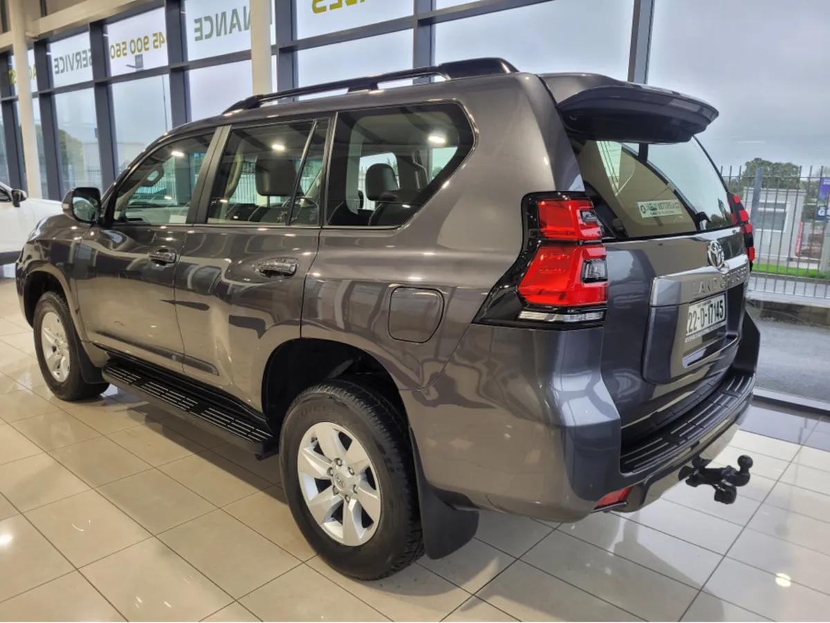 Toyota Land Cruiser 5 Seater BUSINESS LANDCRUISER - Image 4