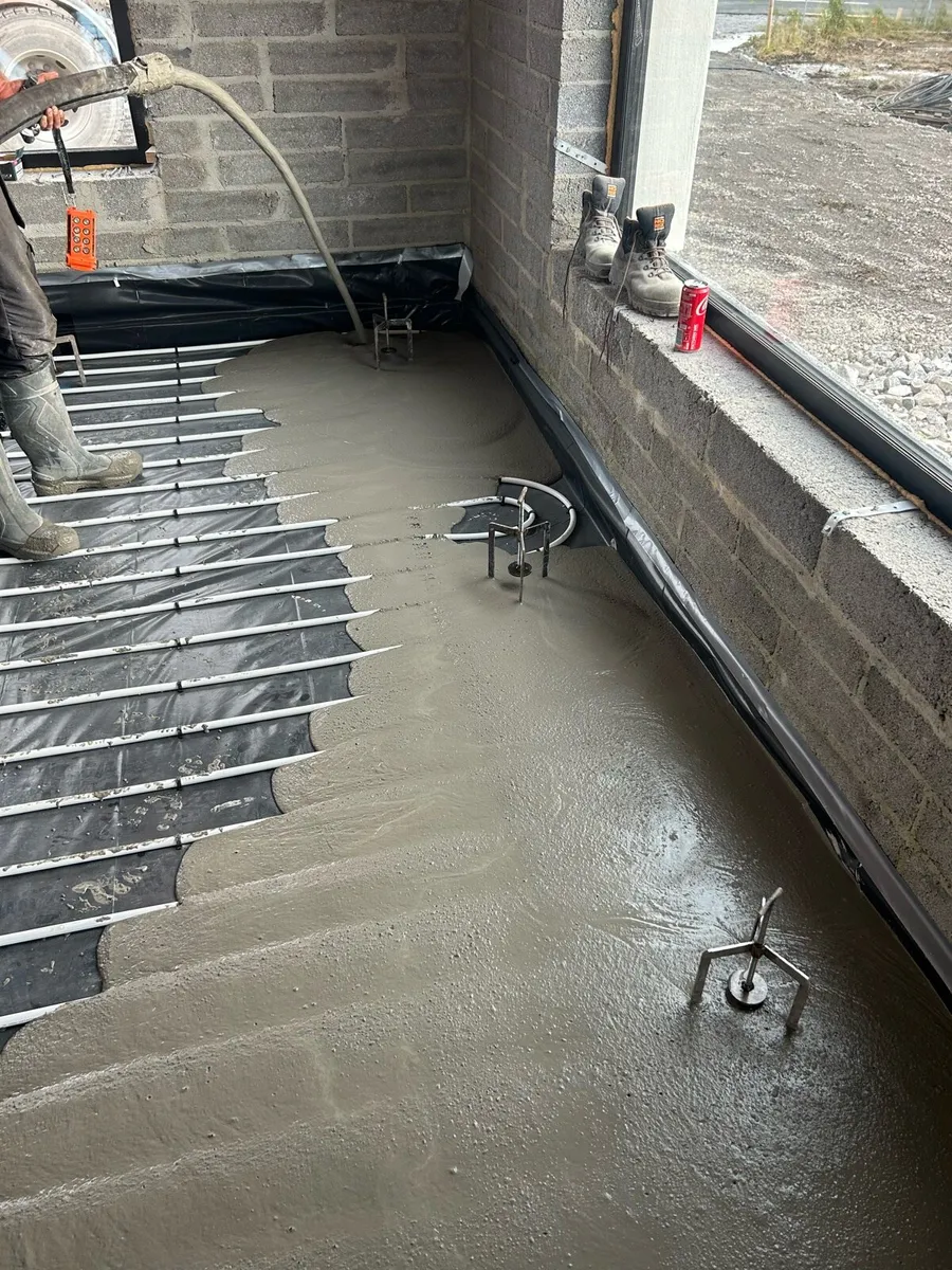 Liquid floor screed - Image 1