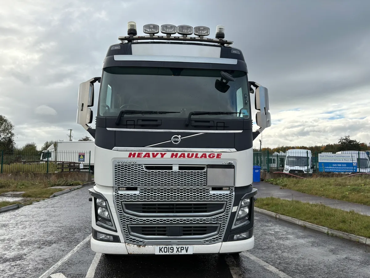 Volvo FH16-650 6x4 - Image 2