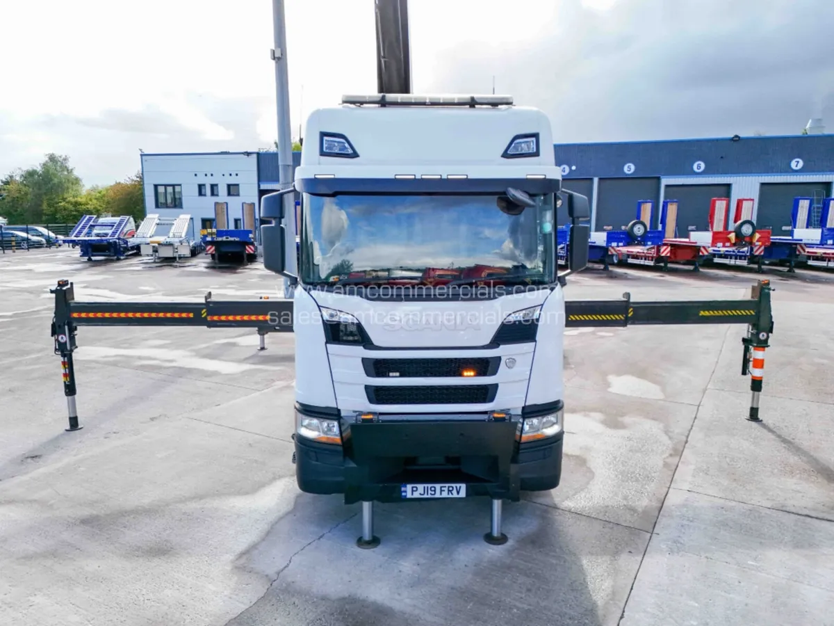 2019 (19) SCANIA R450 HIGHLINE WITH HIAB CRANE 6X2 - Image 3