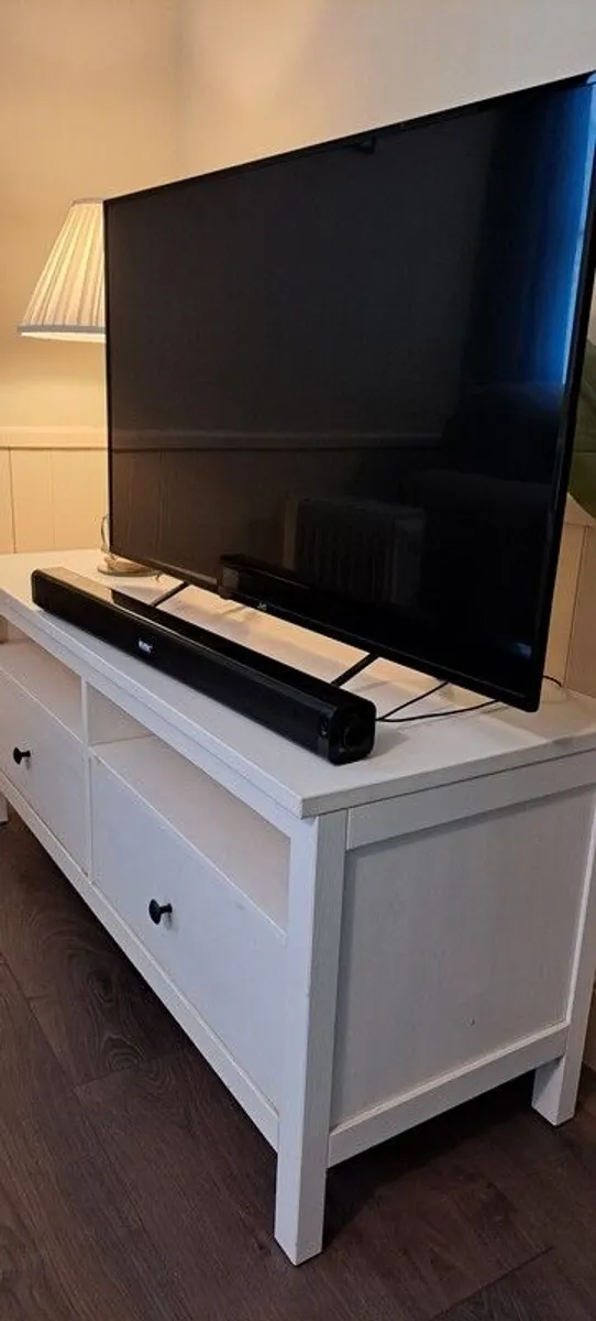 TV bench with drawers - Image 3