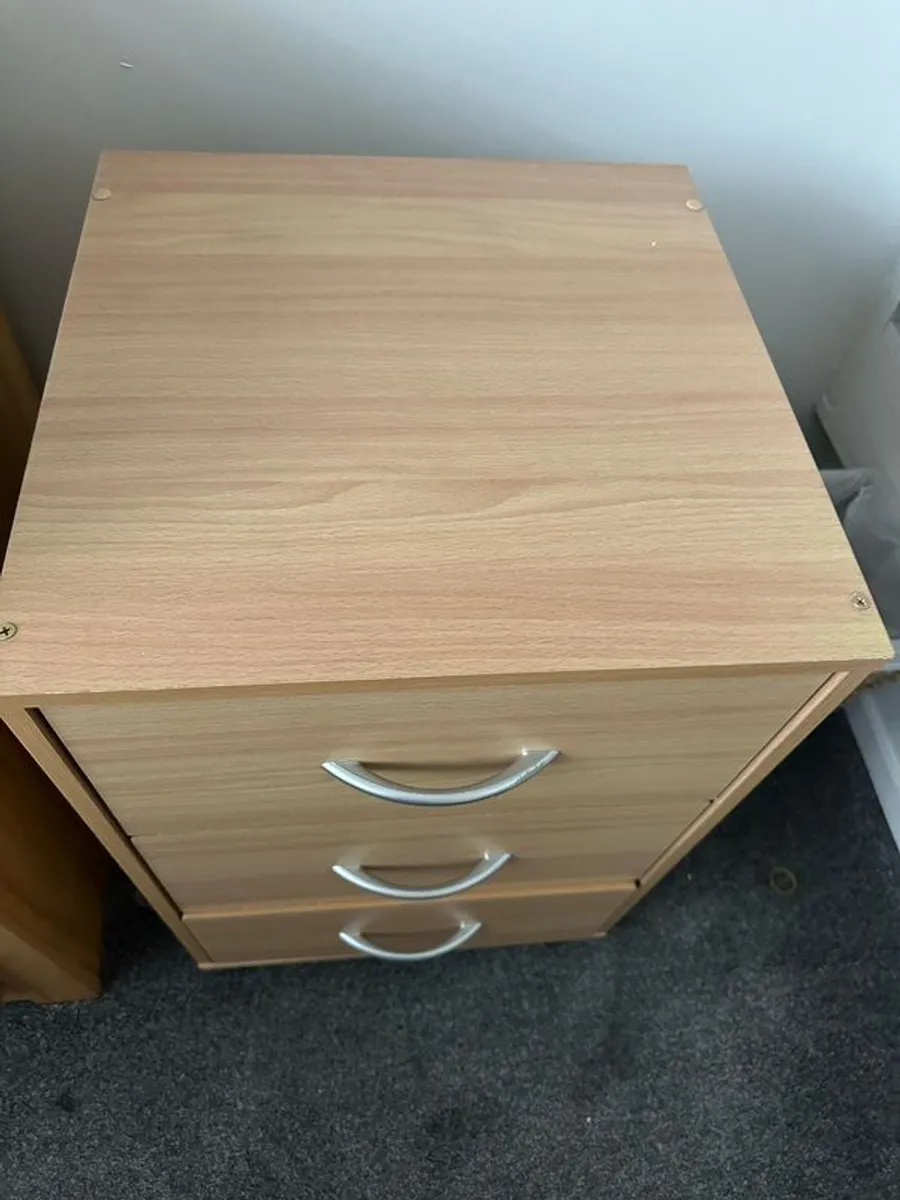 Locker - Image 2