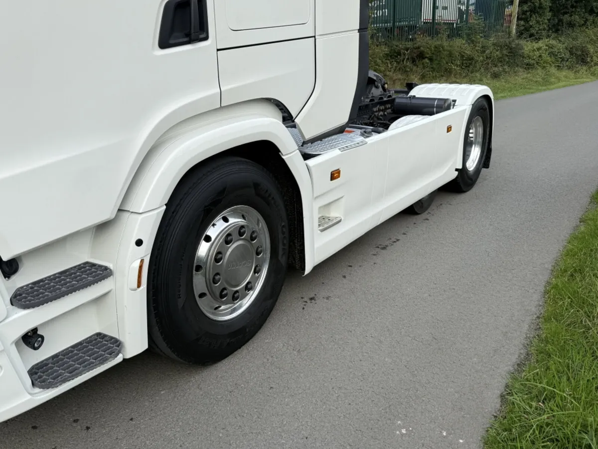 2022 (71) Scania 540S Highline 6X2 Light Midlift - Image 1