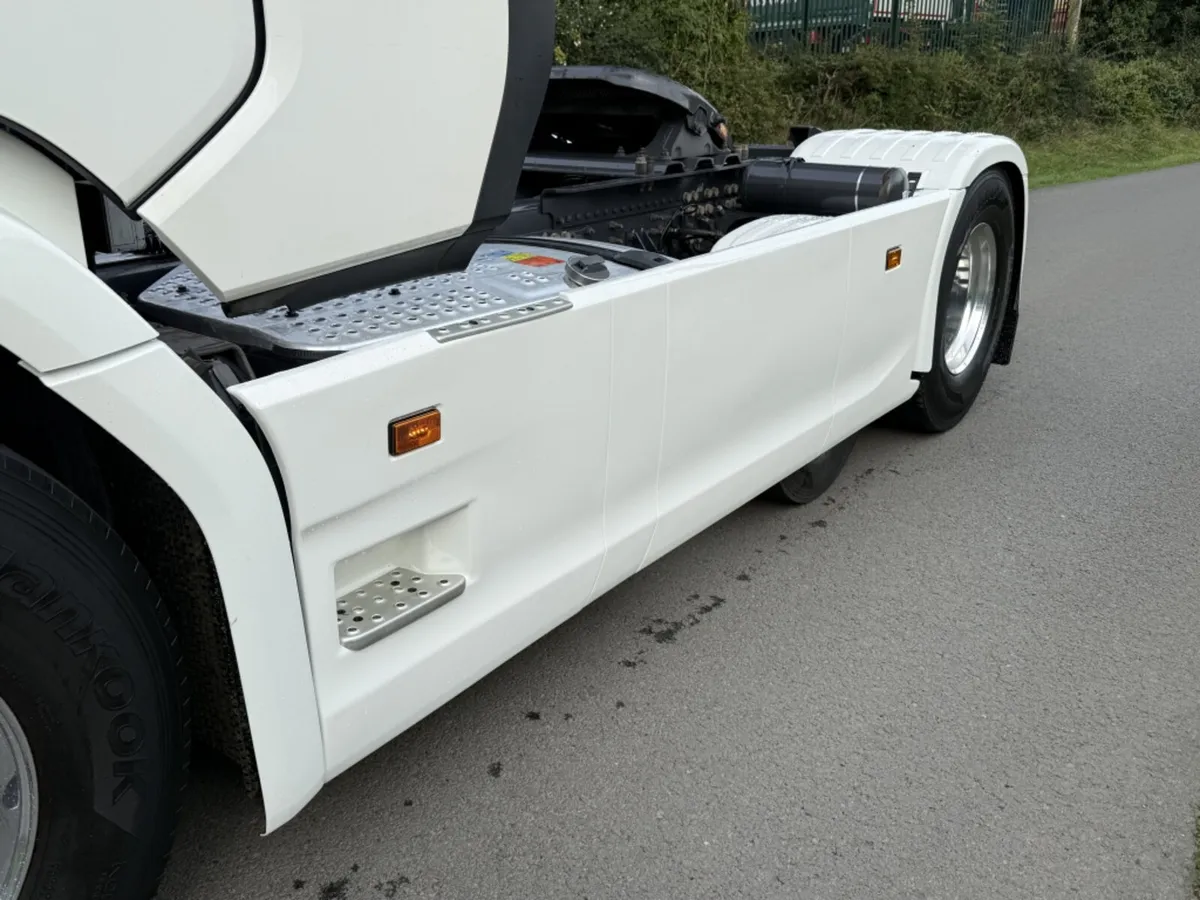 2022 (71) Scania 540S Highline 6X2 Light Midlift - Image 4