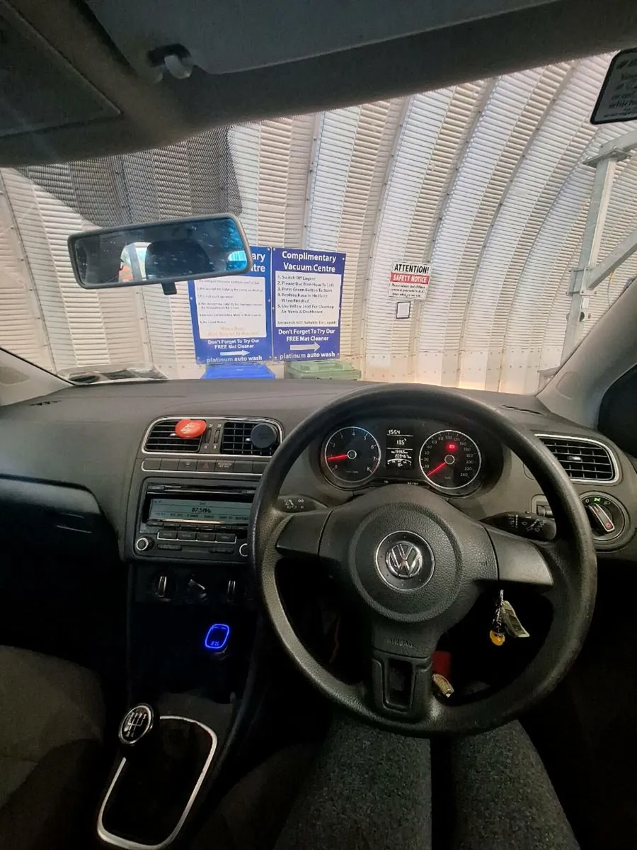 Car - Image 2