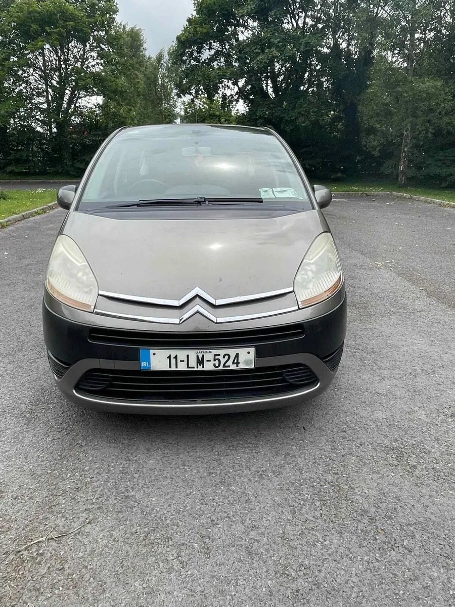 2011 Citroen C4 Seven Seater - Image 1