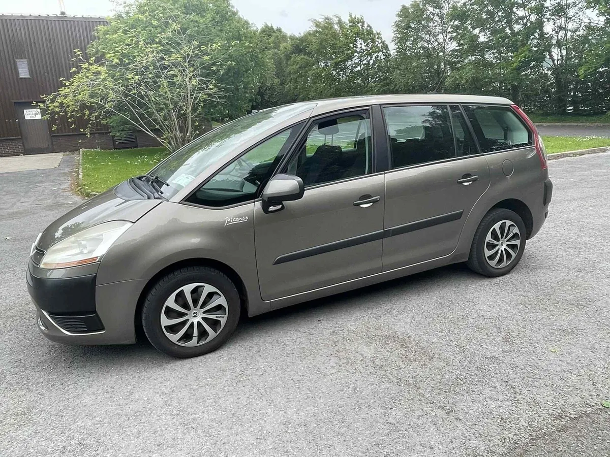 2011 Citroen C4 Seven Seater - Image 3