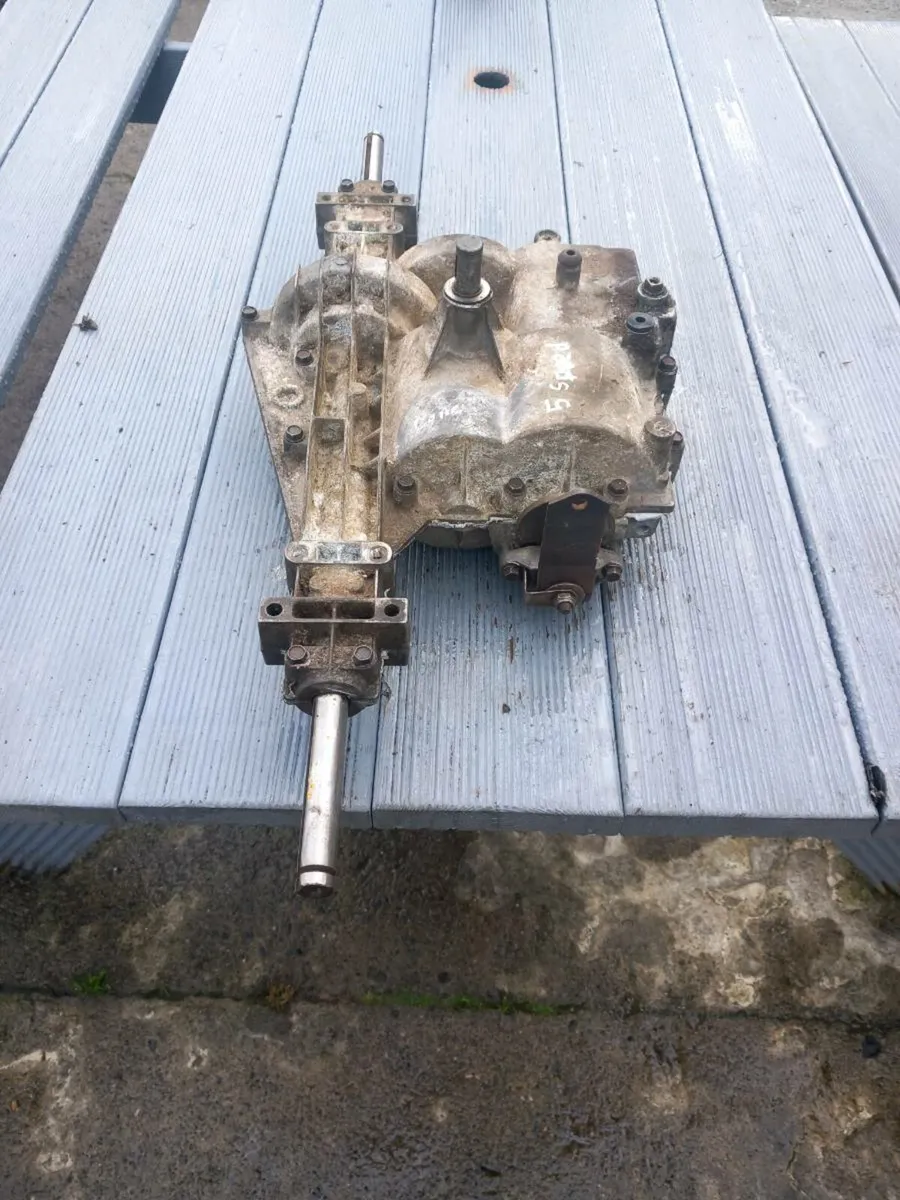 Castlegarden manual gearbox for sale - Image 4
